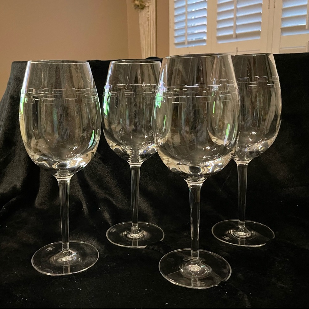 Set of 4……Waterford John Rocha Geo Oden 10” Crystal Wine glasses